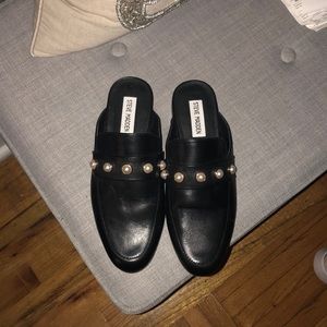 Steve Madden Black/Pearl Mules Size 7.5